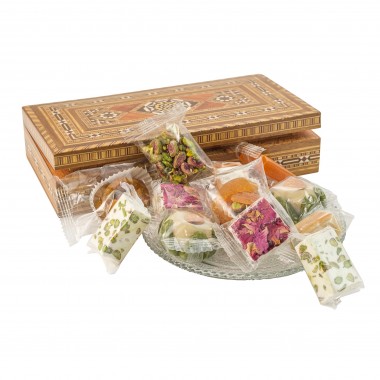 Coffret Marqueterie garni