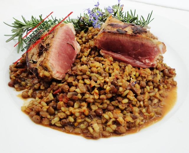 Agneau aux épices, frikeh et lentilles